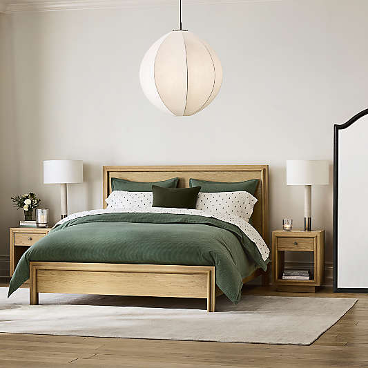 Hastings Rye Wood Queen Bed