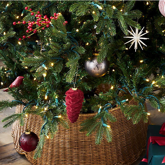 Scalloped Fiber Christmas Tree Collar 27"