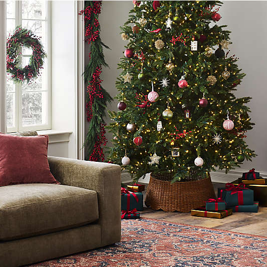 Scalloped Fiber Christmas Tree Collar 27"