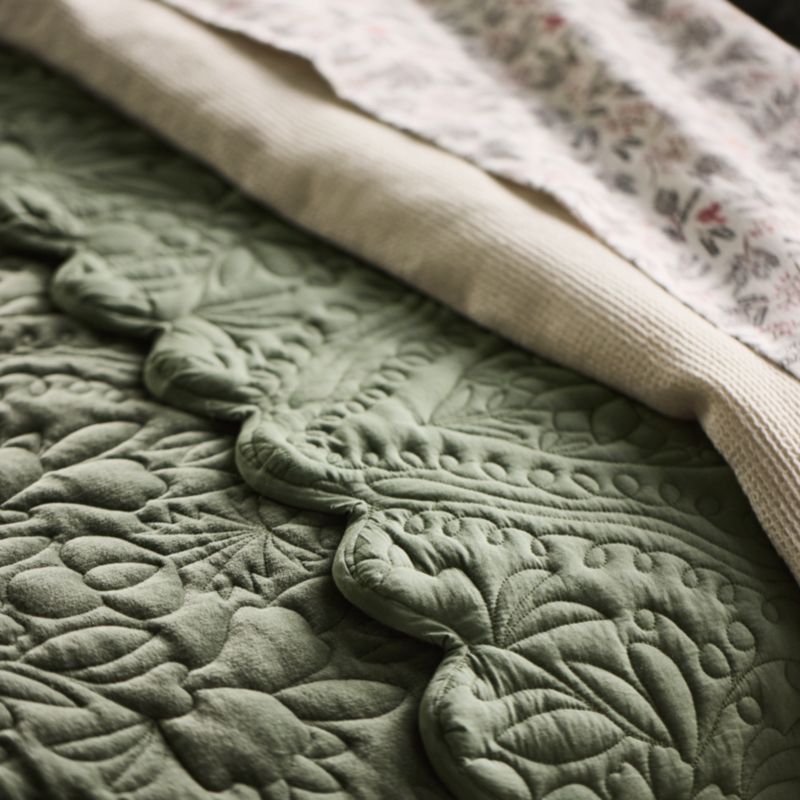 Winter Blooms Pine Green Quilted 100% Organic Cotton Velvet Kids Twin Quilt - image 3 of 7
