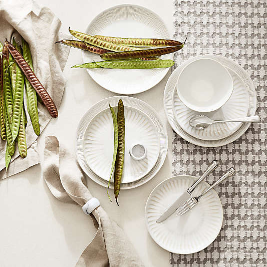 Dover 4-Piece White Place Setting