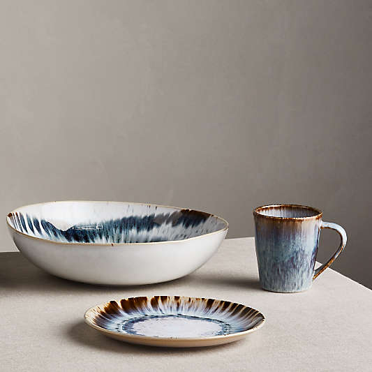 Julo 16-Piece Blue and White Dinnerware Set