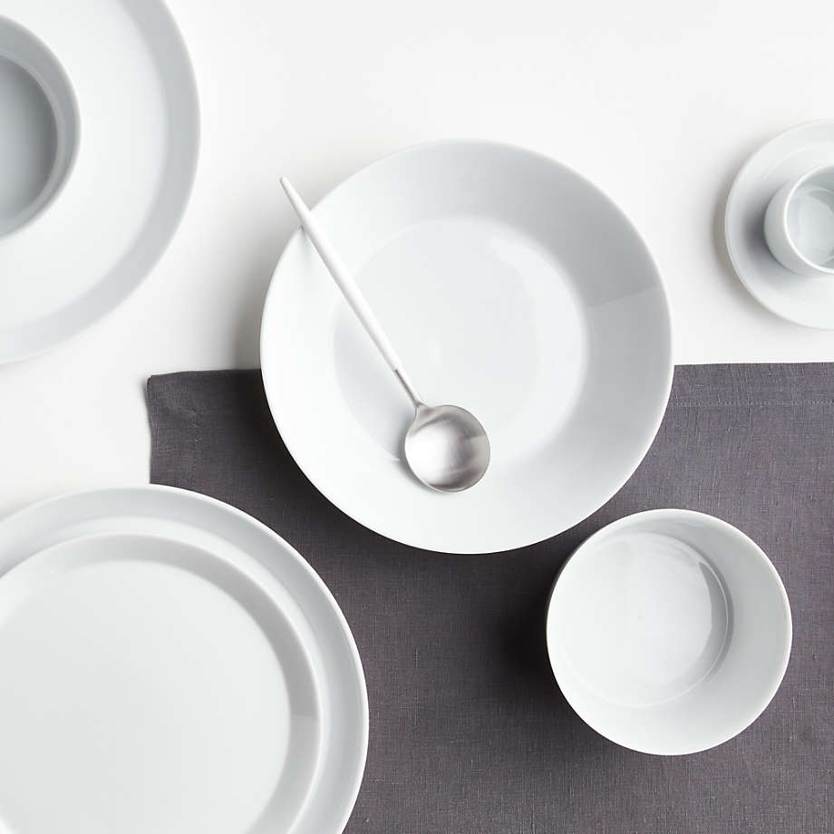 Wren Matte Dark Grey Dinner Plates, Set of 8 + Reviews | Crate & Barrel