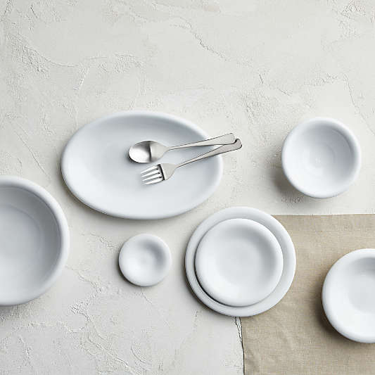 Caesna White Stoneware Dinner Plate