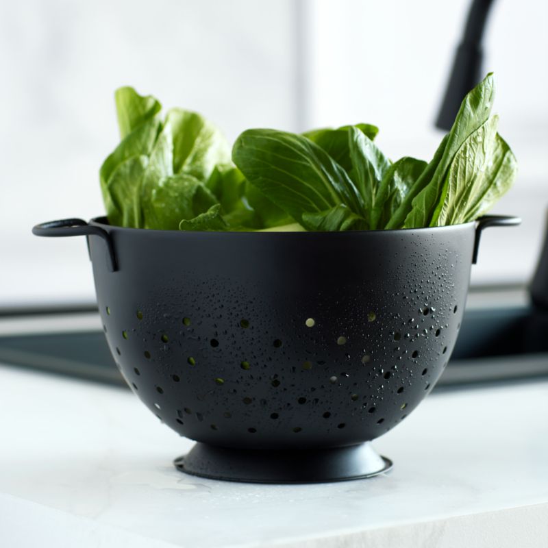 Nera Matte Black Colander