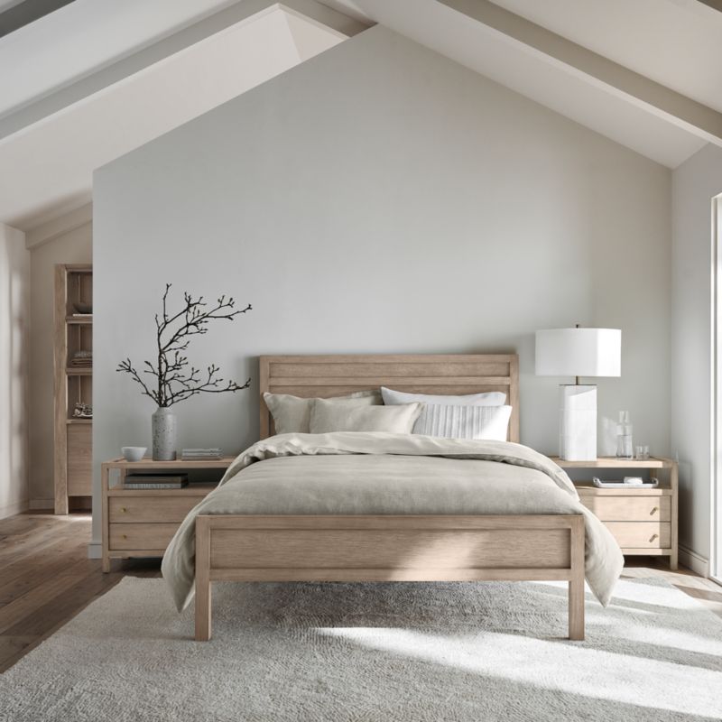 Keane Weathered Natural Solid Wood Queen Bed - image 3 of 7