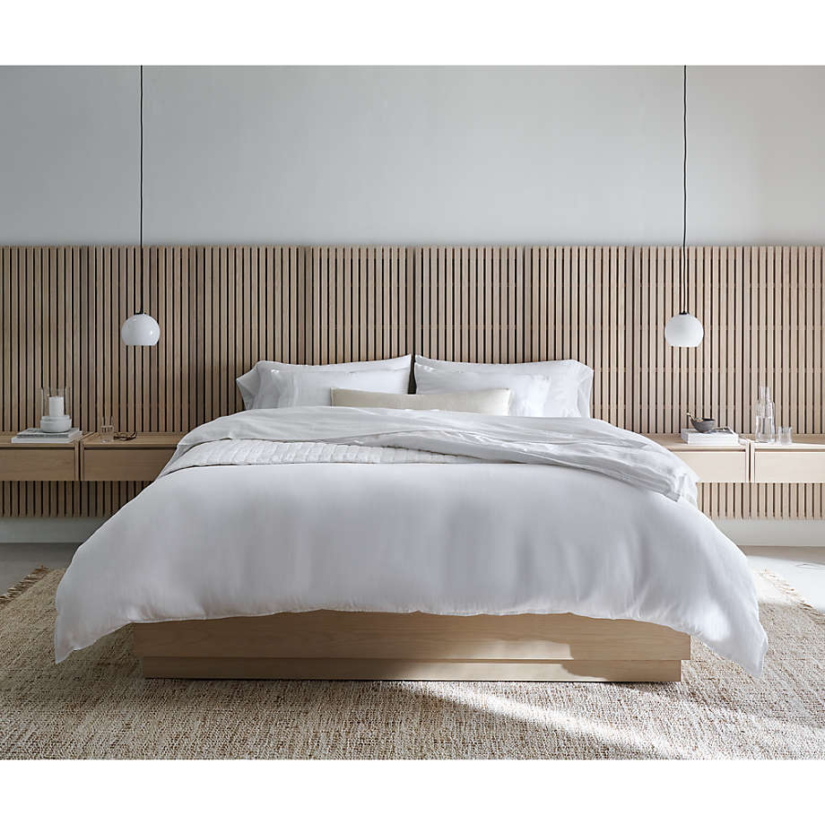 Crate and barrel batten bed deals