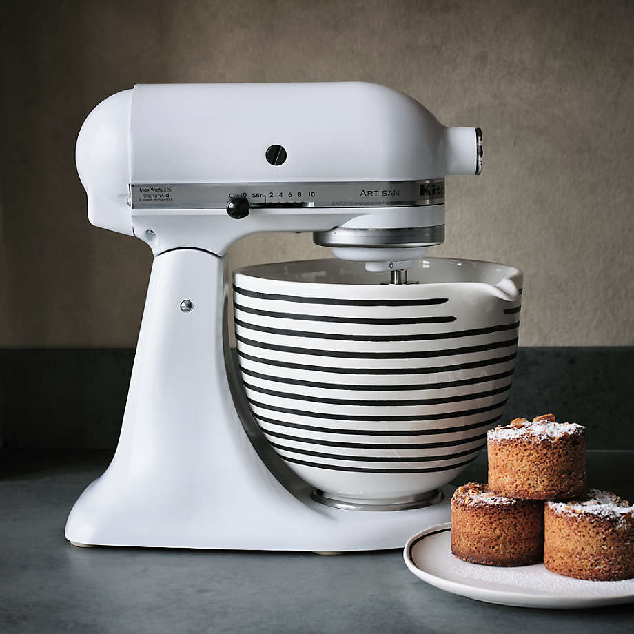 KitchenAid Artisan Series Matte Milkshake White 5-Quart Tilt-Head Stand  Mixer + Reviews, Crate & Barrel Canada