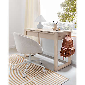 Kids small desk 2025 and chair