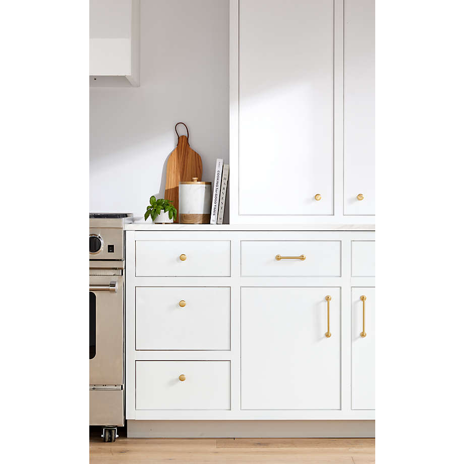 White Cabinets with Polished Brass Hardware - Transitional - Kitchen   White shaker kitchen, Classic white kitchen, White shaker kitchen cabinets