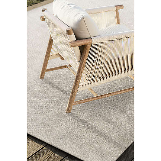 Fen Outdoor Lounge Chair