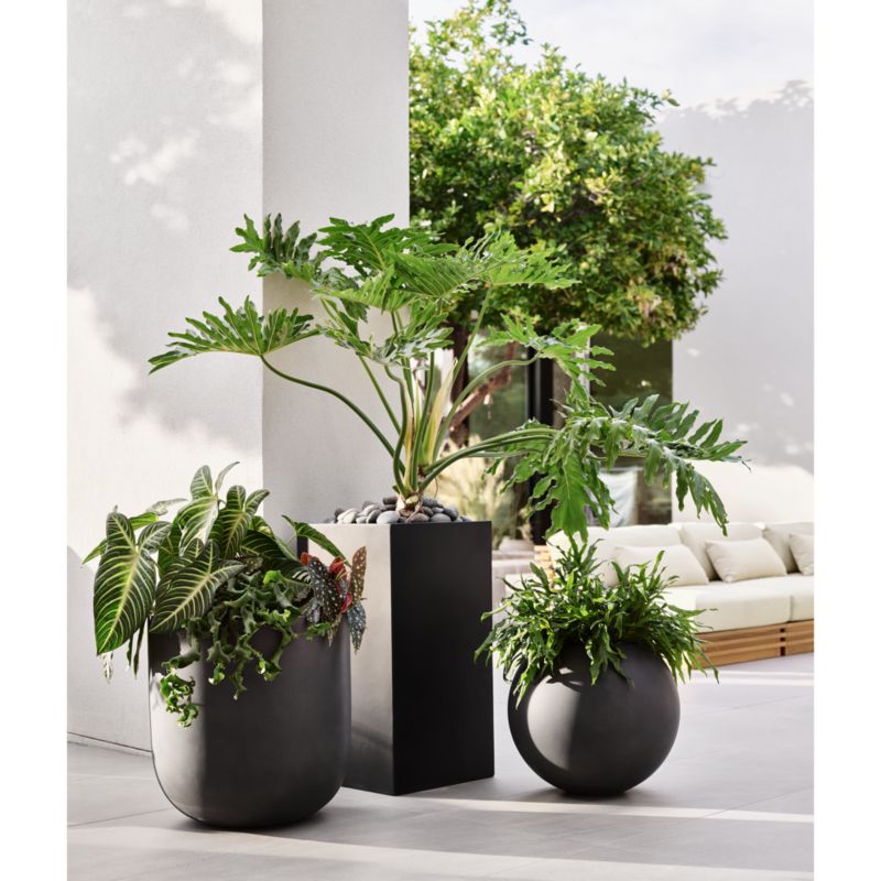 Junio Small Dark Grey Planter 13" - image 3 of 9