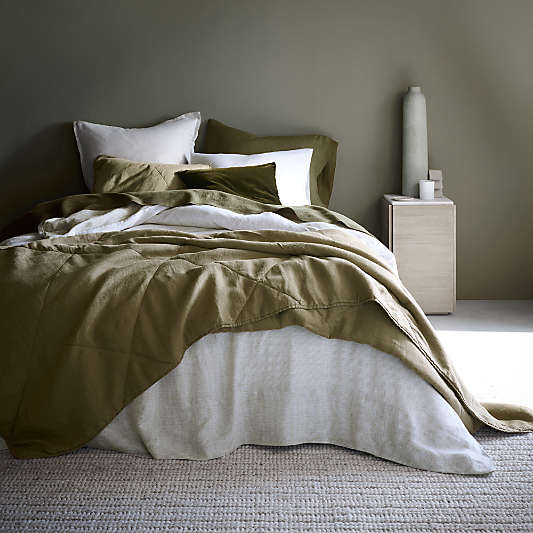EUROPEAN FLAX ™-Certified Linen Garden Green Quilts
