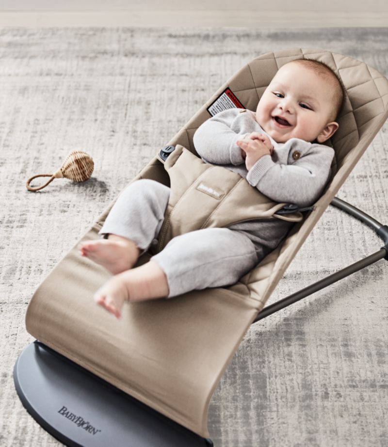 BABYBJÖRN Bouncer Bliss Woven Quilt Sand Grey Baby Bouncer Chair + Reviews  | Crate & Kids