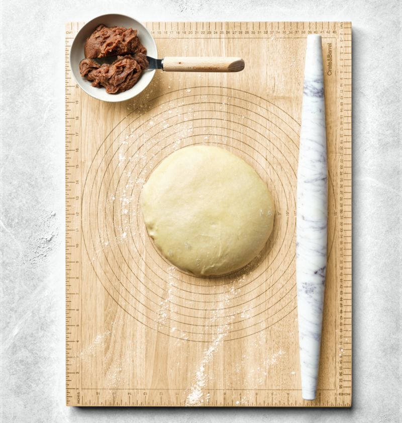 Crate & Barrel Wood Pastry Board - image 4 of 9