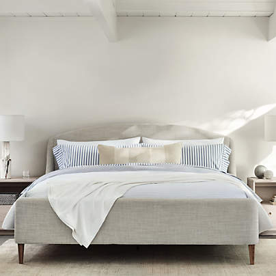 Lafayette Upholstered Bed