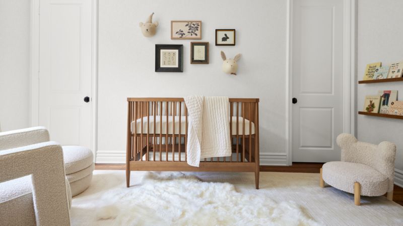 Hampshire Natural Brown Wood Convertible Baby Crib