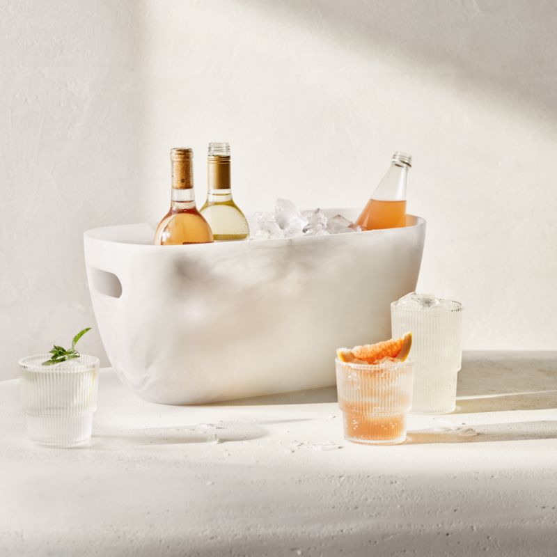 Naya White Resin Beverage Tub