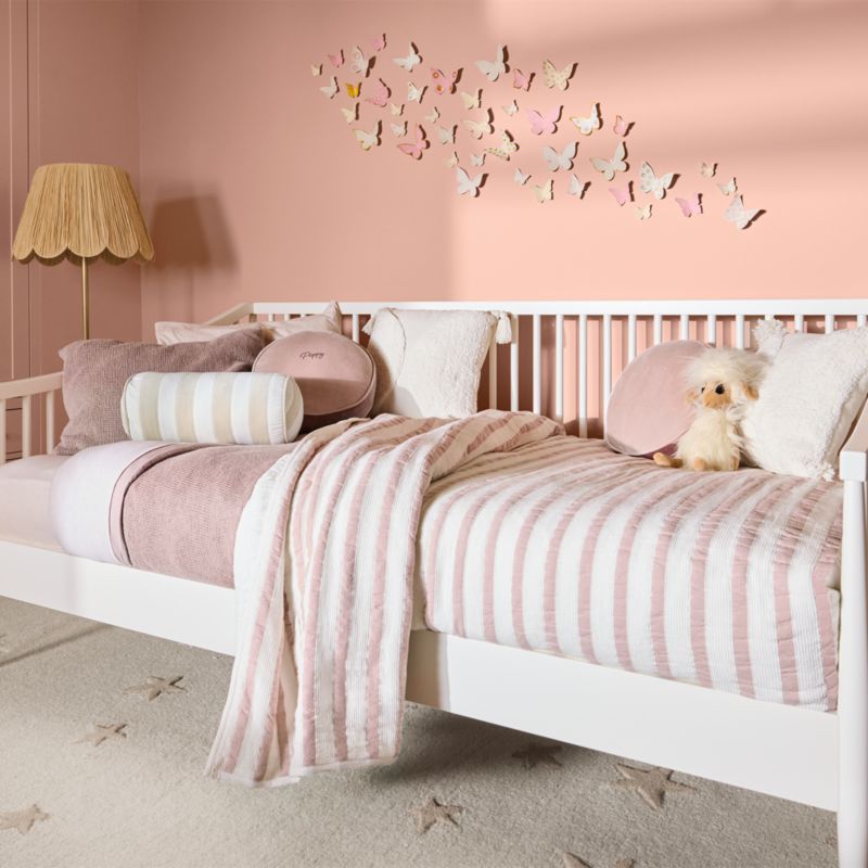 Hampshire Spindle White Wood Kids Daybed - image 3 of 14