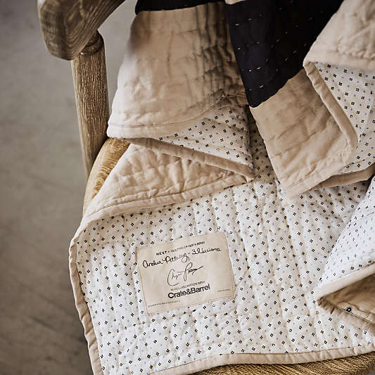 Gee's Bend Around The Bend Organic Cotton Taupe/Midnight Navy Quilt