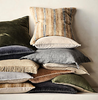 Pillows & Throws