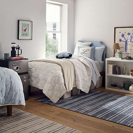 Brady Navy Blue Washable Area Rug 4'x6'