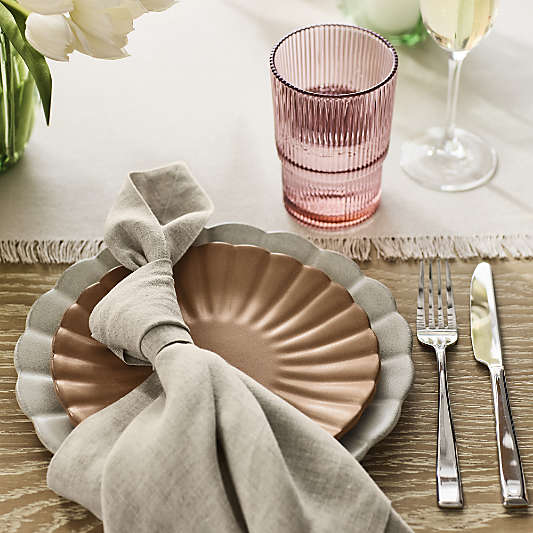 Cielo Scalloped White Terracotta Dinner Plate