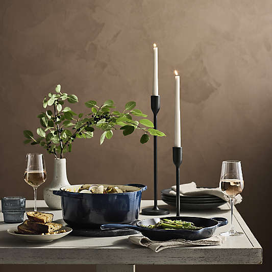 Le Creuset ® Signature 26 cm/10.25" Nuit Enameled Cast Iron Skillet