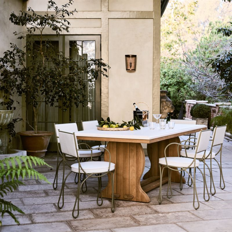 Outdoor Lounge & Dining Sets