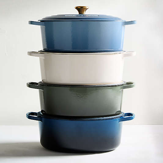 Le Creuset Signature ® 8-Qt. Chambray Enameled Cast Iron Oval Dutch Oven