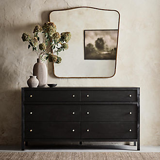 Dressers & Chests