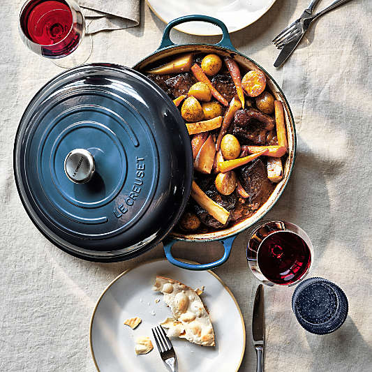 Le Creuset ® Signature 5-Qt. Nuit Enameled Cast Iron Braiser