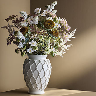 Floral & Botanical Arrangements