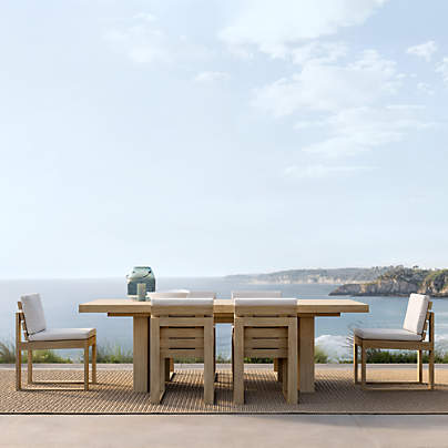 Mallorca 92"-114" Solid Wood Extendable Outdoor Dining Table