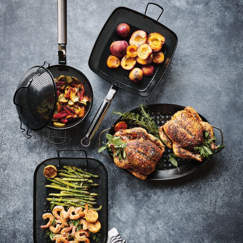 Crate & Barrel Outdoor Rectangular Roasting Chef's Pan - image 1 of 3