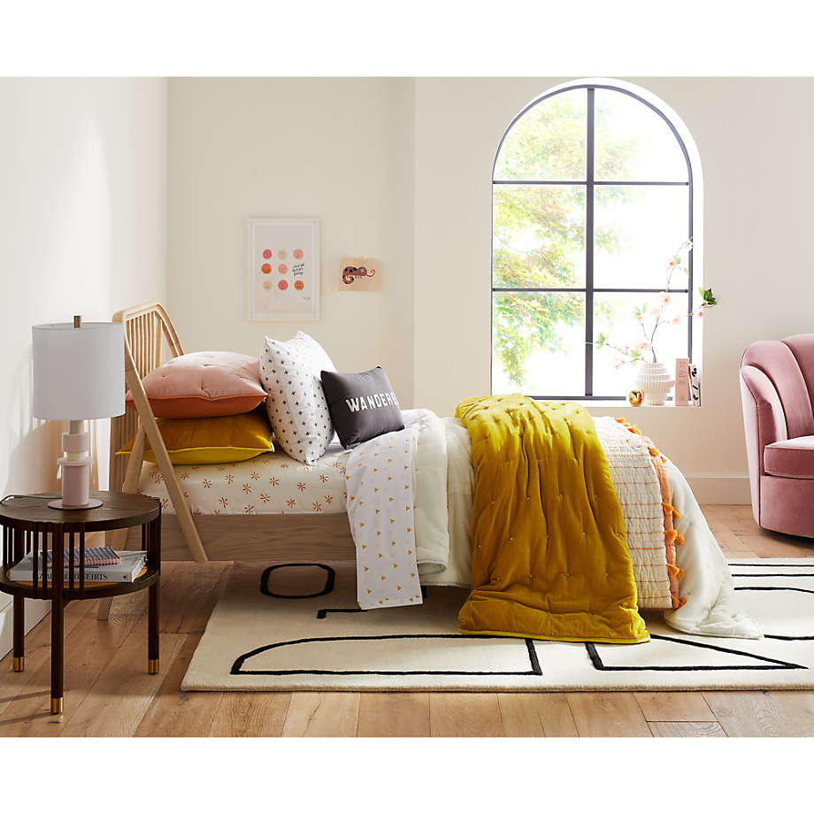Crate and deals barrel bodie bed