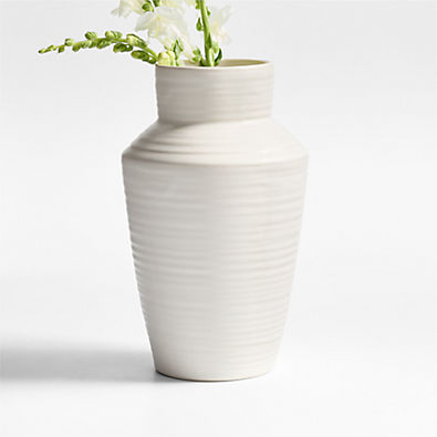 View Cadeau Large White Stoneware Flower Vase 10" details