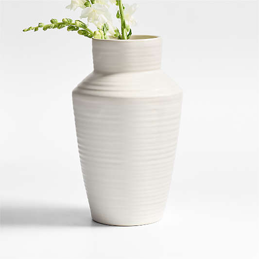 Cadeau Large White Stoneware Flower Vase 11"