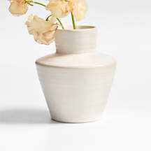 Cadeau Small White Stoneware Flower Vase 5.5"