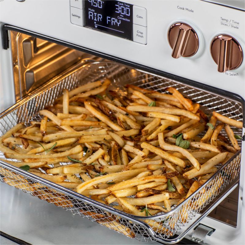 Orsini's - Café's Couture Oven with Air Fry makes a statement on any  countertop. That's why Architectural Digest gave our Couture Oven a 2022  Great Design Award. #CafeAppliances #DistinctByDesign