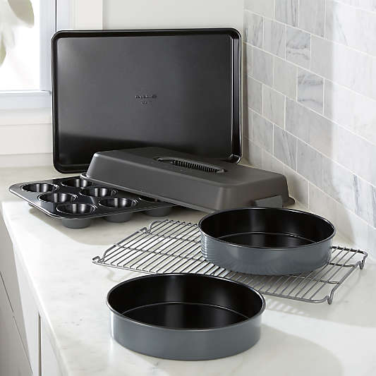 Calphalon ® Signature 6-Piece Ceramic Bakeware Set