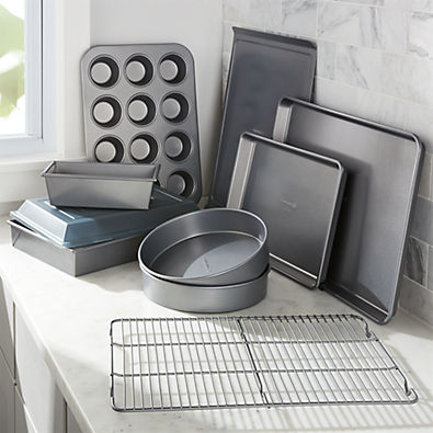 View Calphalon ® 10-Piece Non-Stick Bakeware Set details