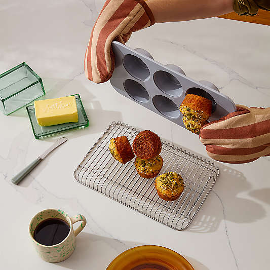 Caraway ® Sage Ceramic Non-Stick 6-Cup Muffin Pan