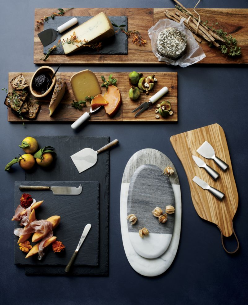 Carson Acacia Cheeseboard 36"