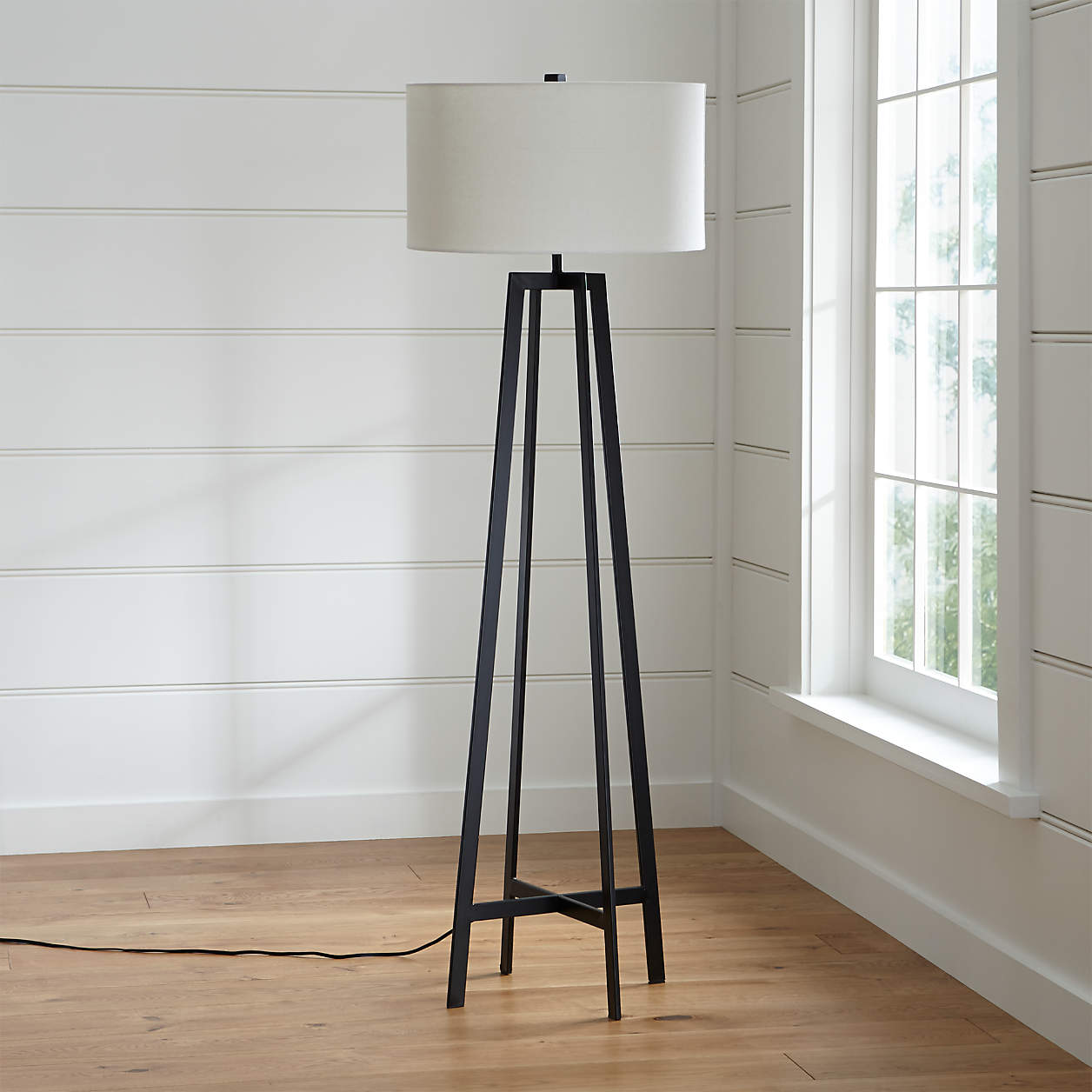 Castillo Black Floor Lamp + Reviews | Crate & Barrel