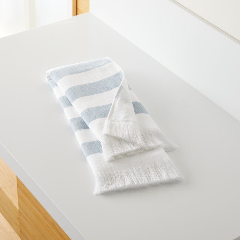 Signature Solid Hand Towel in Cashmere Blue