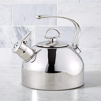 https://cb.scene7.com/is/image/Crate/ChantalClassicSSKettleSHS17/$web_pdp_main_carousel_low$/220913133949/chantal-classic-stainless-steel-kettle.jpg