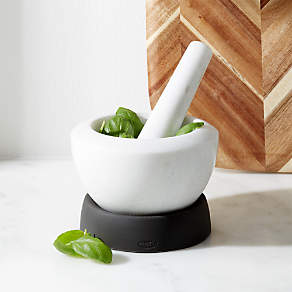 https://cb.scene7.com/is/image/Crate/ChefnAdjMarbleMortatPestleSHS19/$web_pdp_carousel_low$/190411134920/chefn-adjustable-marble-mortar-and-pestle.jpg