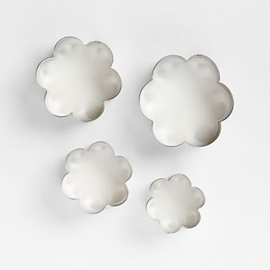 View Chicago Metallic Flower Cookie Cutters, Set of 4 details
