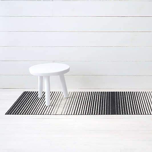 Chilewich ® Domino Black and White Doormat 24"x36"